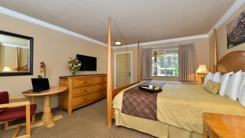 Photo of Stage Coach Lodge Monterey - Deluxe King Room