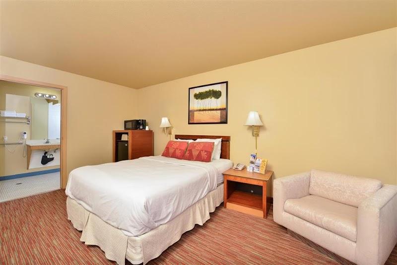 Photo of Americas Best Value Inn Lakewood Tacoma S