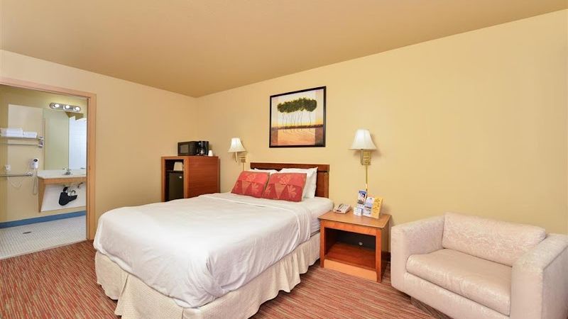 Photo of Americas Best Value Inn Lakewood Tacoma S