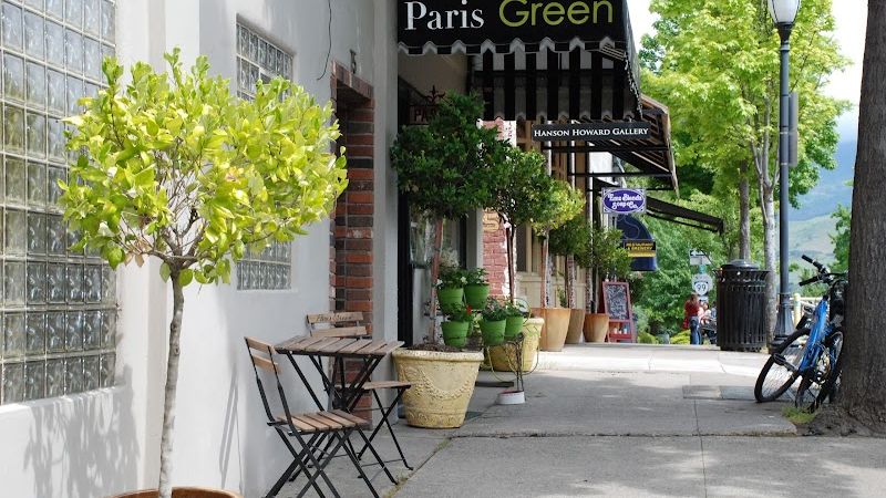 Photo of 2nd Street Cottages