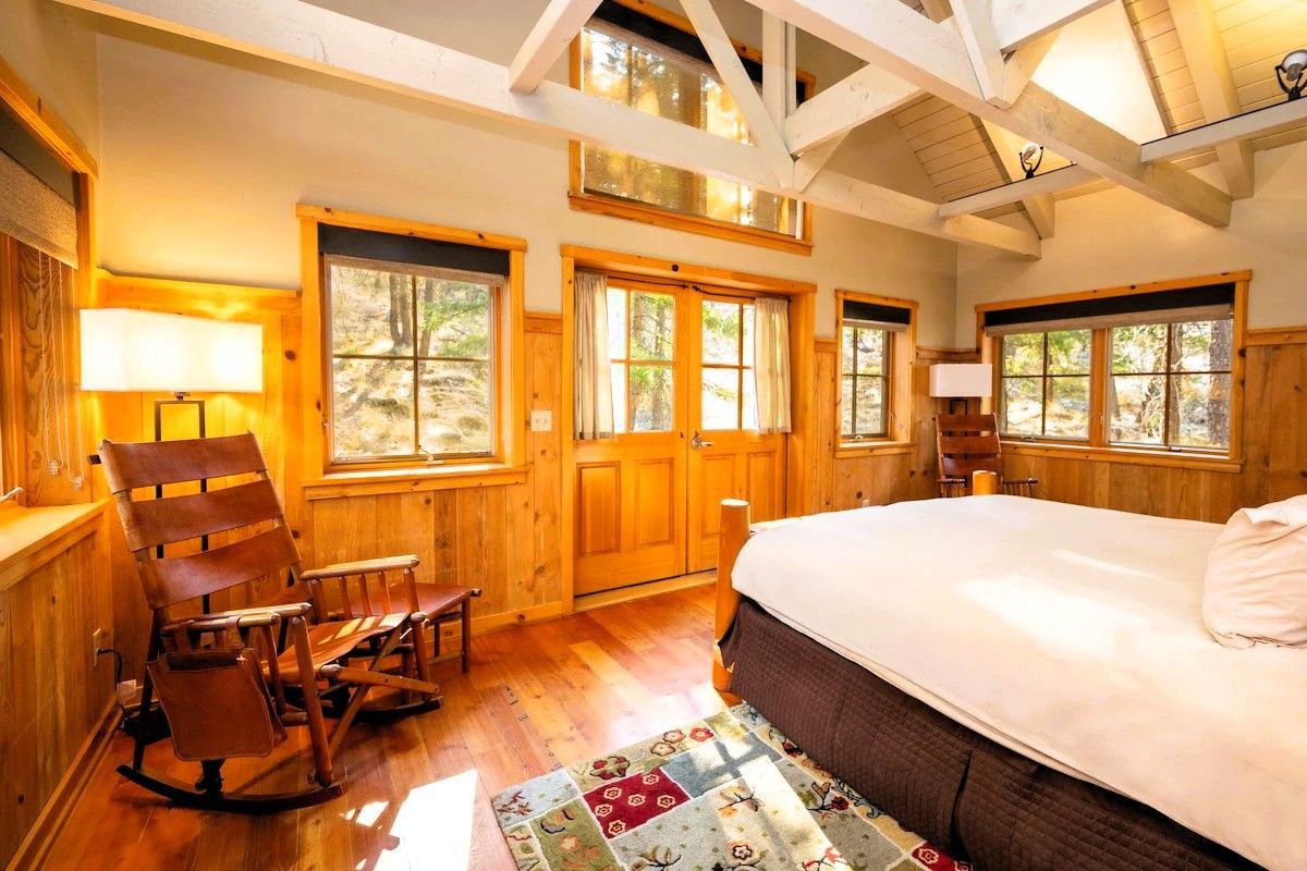 Photo of Sleeping Lady Mountain Resort & Spa - Library Cabin – Bedroom, King bed