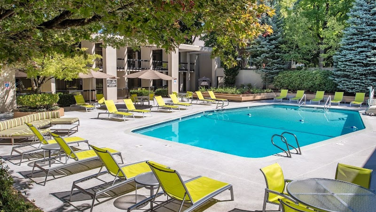 Photo of DoubleTree by Hilton Hotel Portland