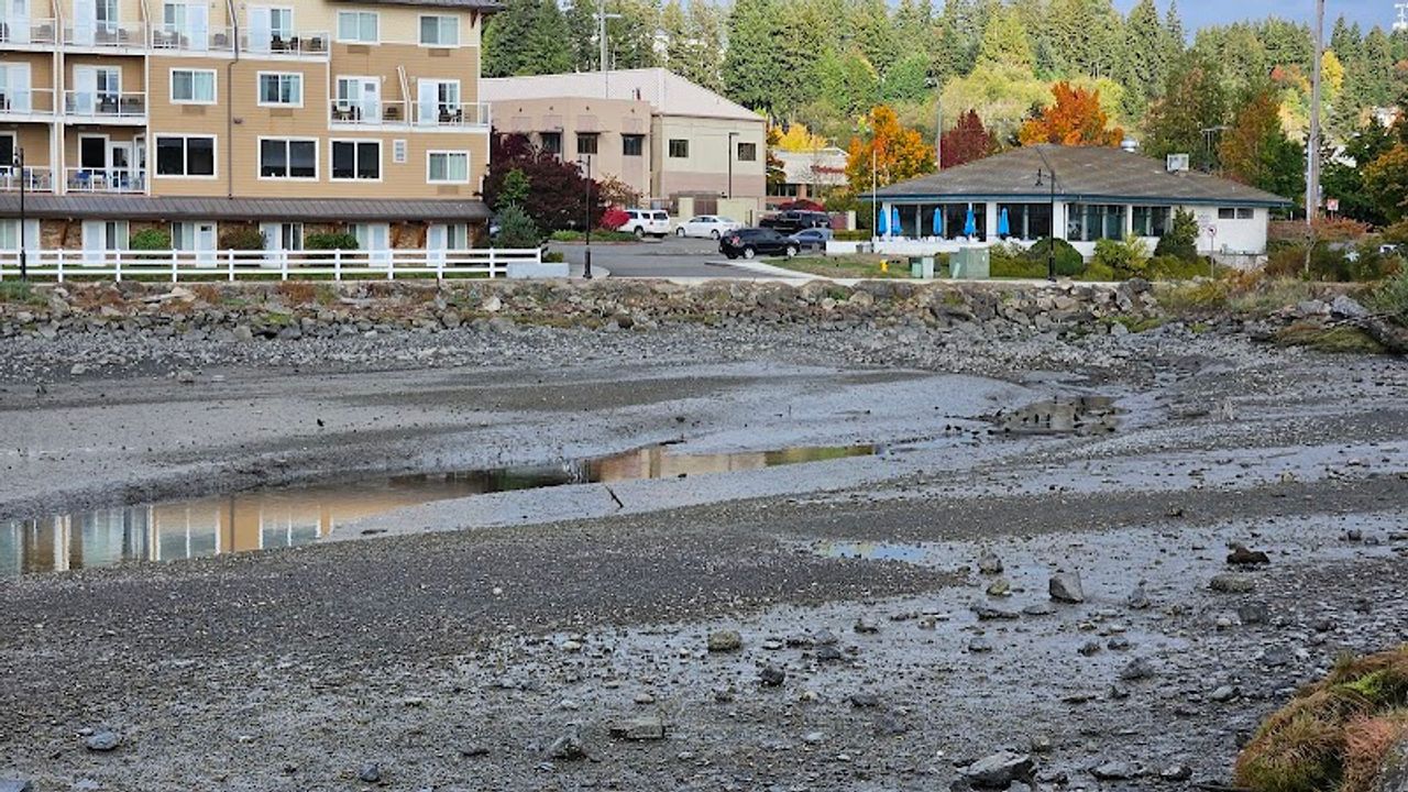 Photo of Best Western Plus Silverdale Beach Hotel