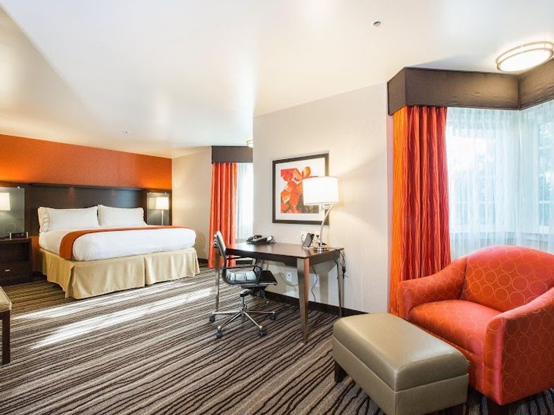 Photo of Holiday Inn Express Mountain View - S Palo Alto, an IHG Hotel
