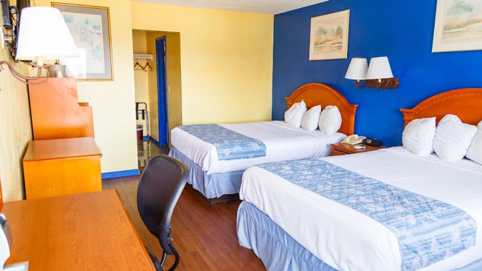 Photo of Aqua Breeze Inn