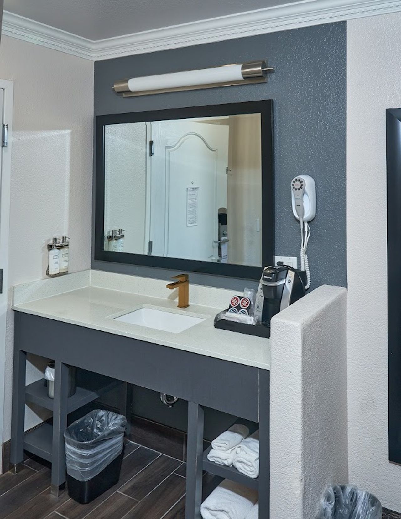 Photo of Hotel Aria Mountain View