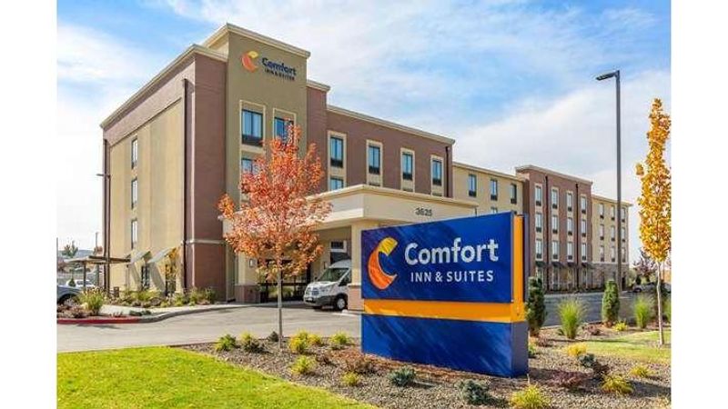 Photo of Comfort Inn & Suites Boise Airport