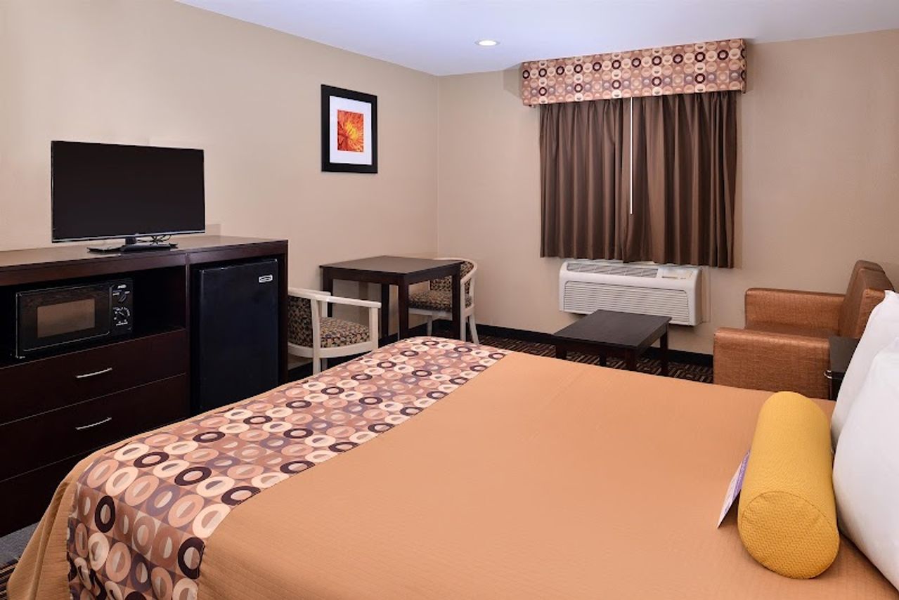 Photo of Americas Best Value Inn & Suites Madera