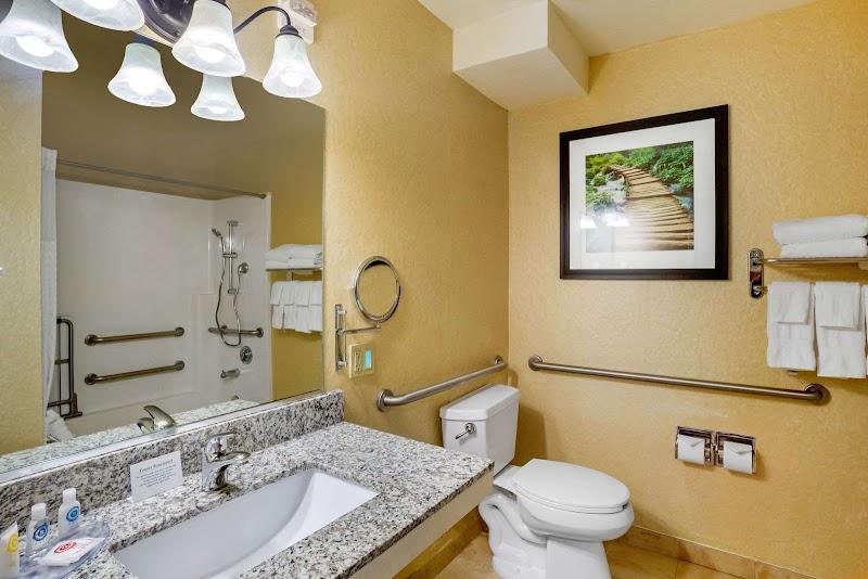 Photo of Comfort Inn Castro Valley