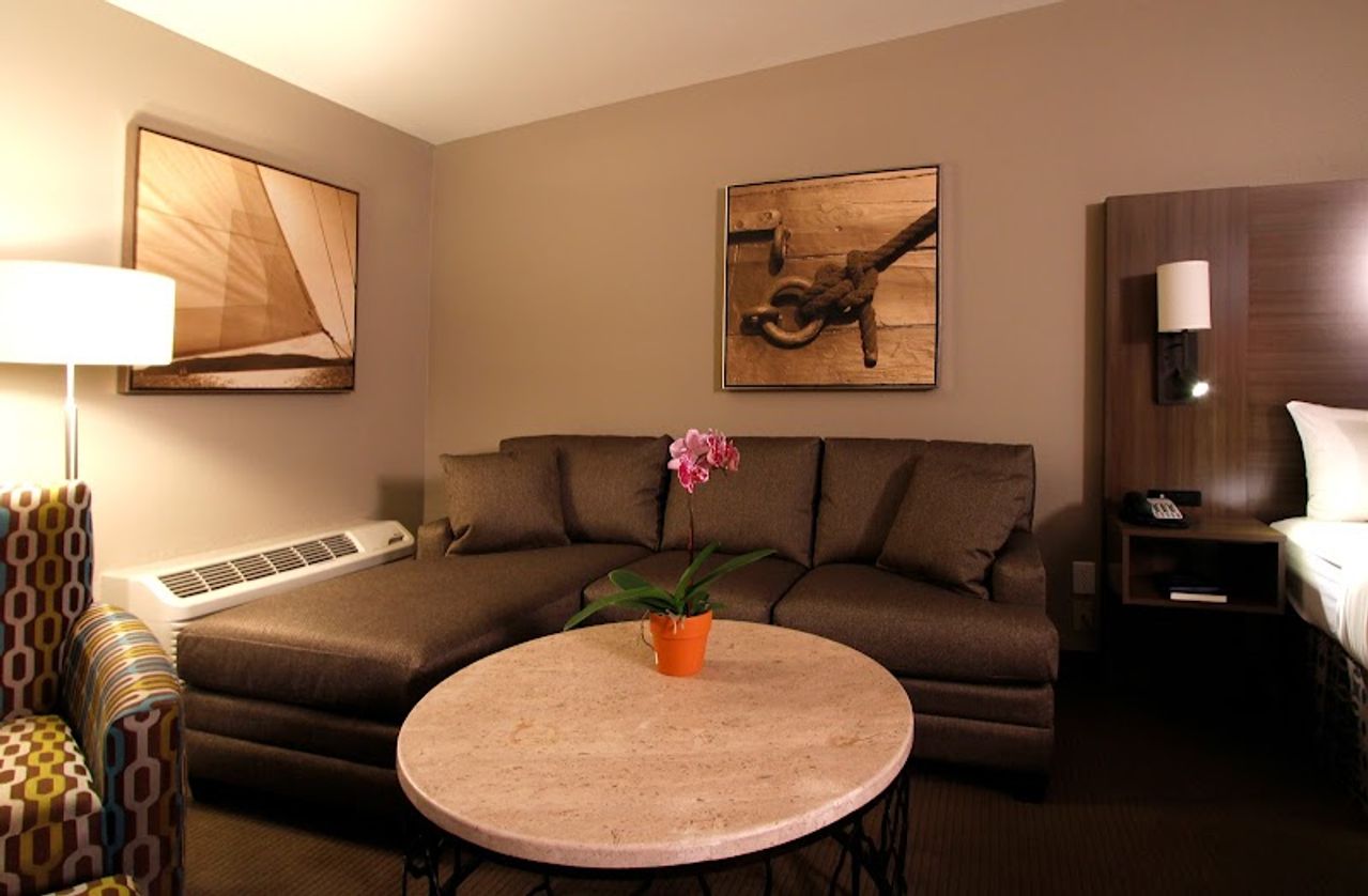 Photo of Executive Inn & Suites