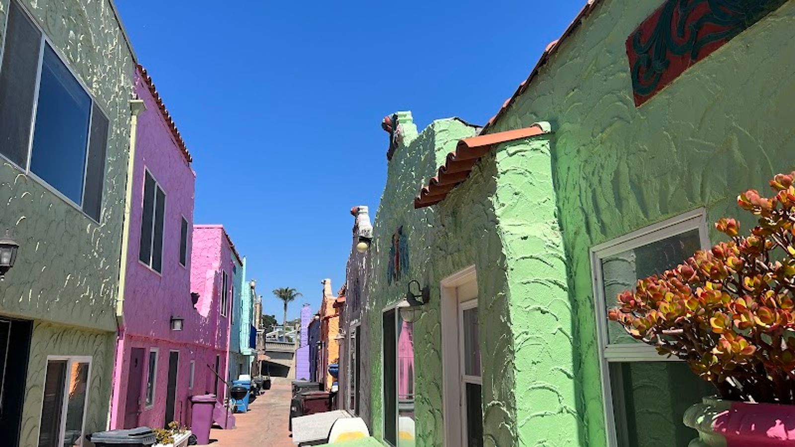 Photo of Capitola Venetian Hotel