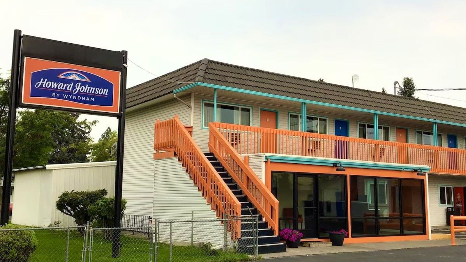 Howard Johnson by Wyndham Spokane