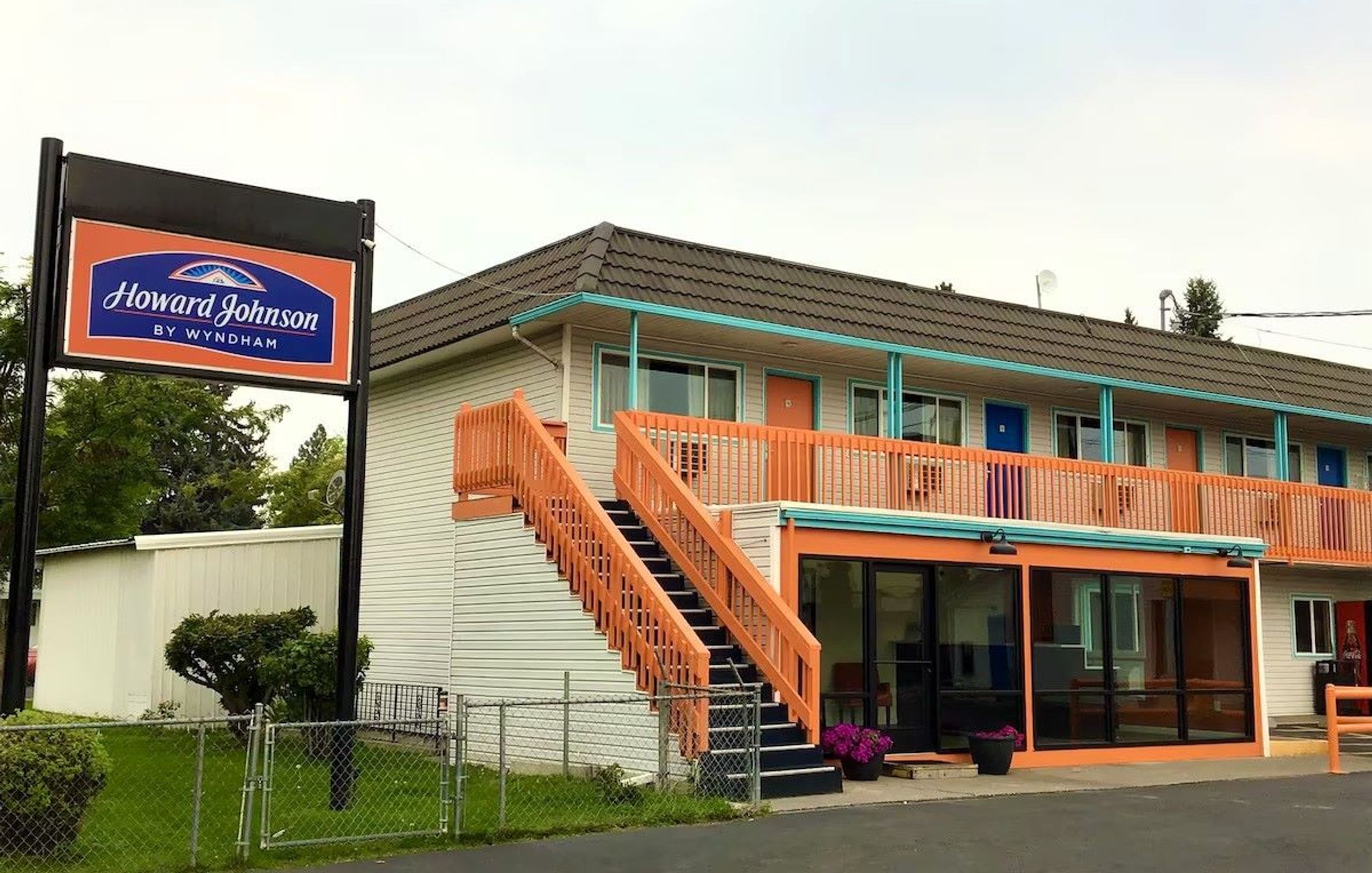 Howard Johnson by Wyndham Spokane