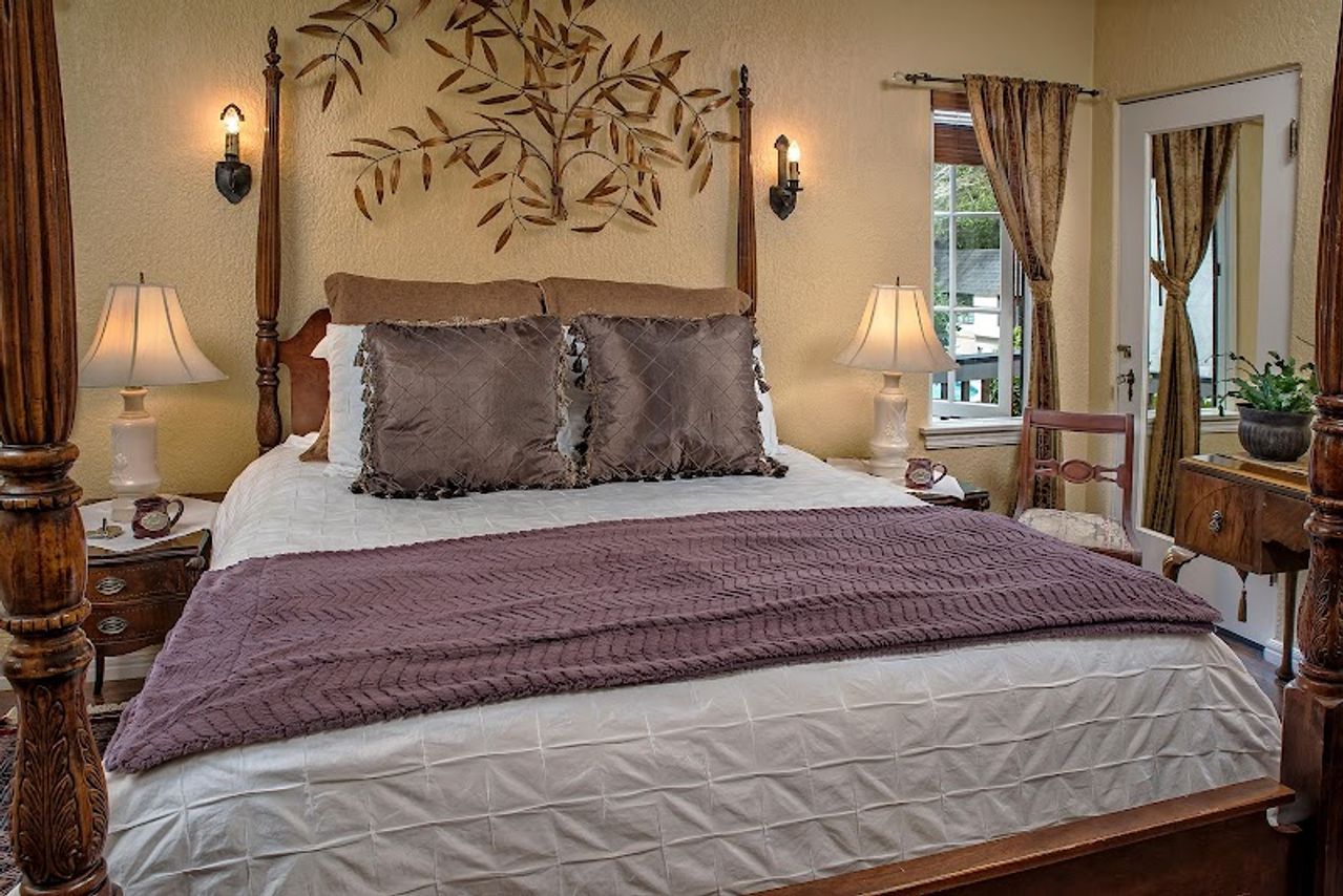 Photo of Candlelight Inn Napa Valley