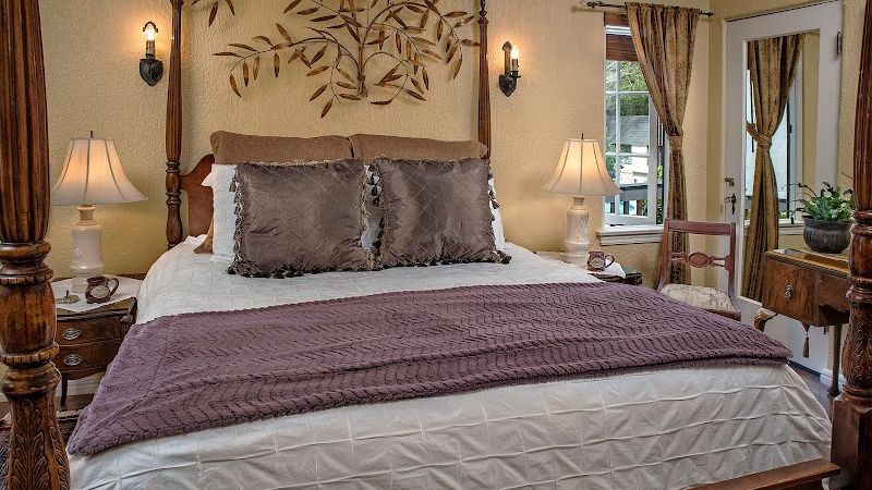 Photo of Candlelight Inn Napa Valley