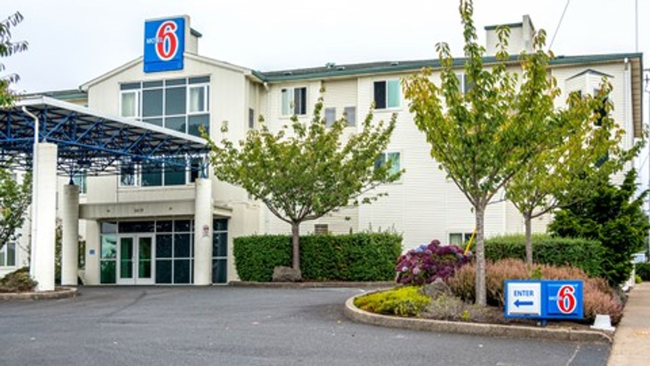 Photo of Motel 6 Lincoln City, OR