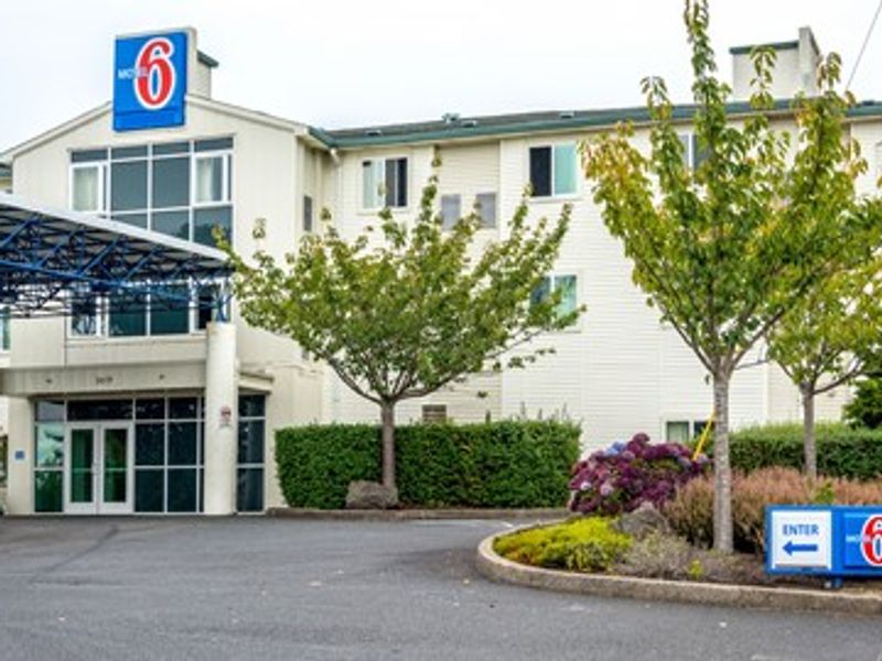 Motel 6 Lincoln City, OR