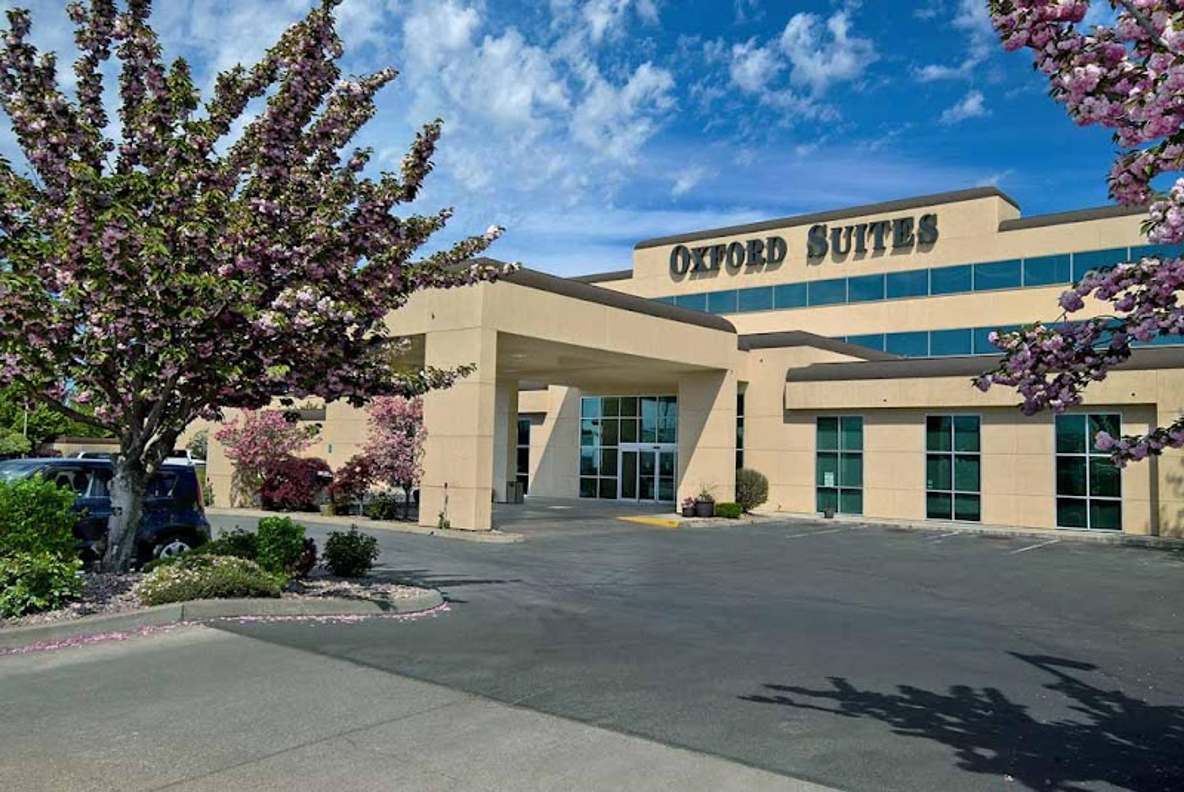 Oxford Suites Yakima