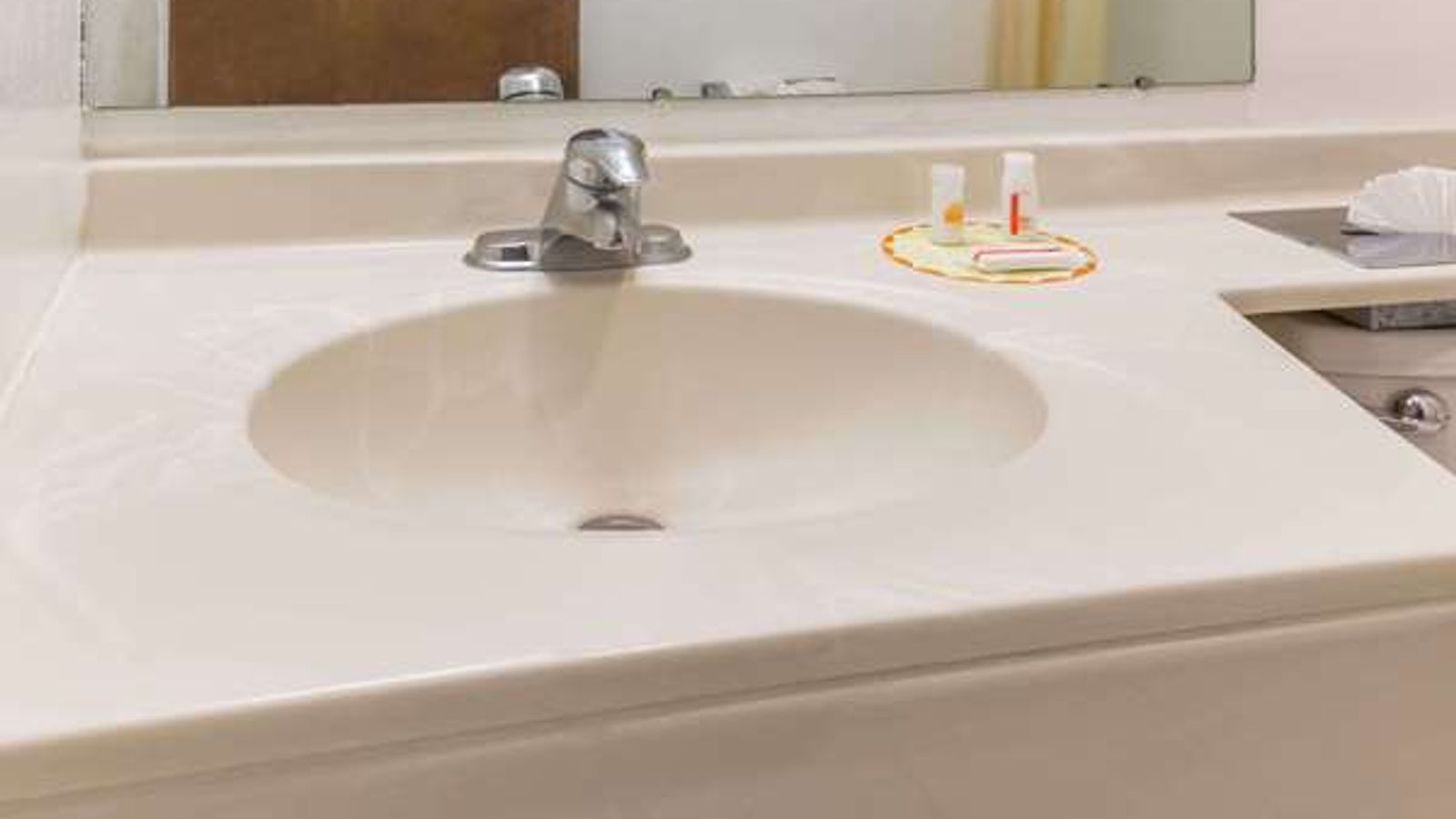 Photo of Days Inn by Wyndham Medford