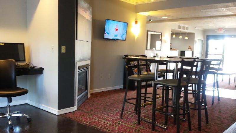 Photo of La Quinta Inn & Suites by Wyndham Davis