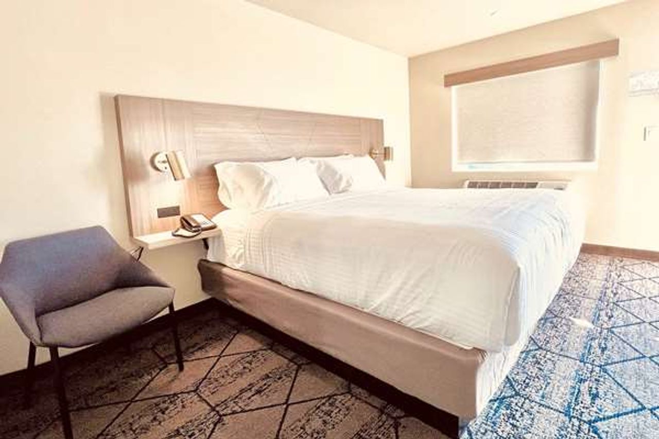 Photo of Ramada by Wyndham Modesto Yosemite Area