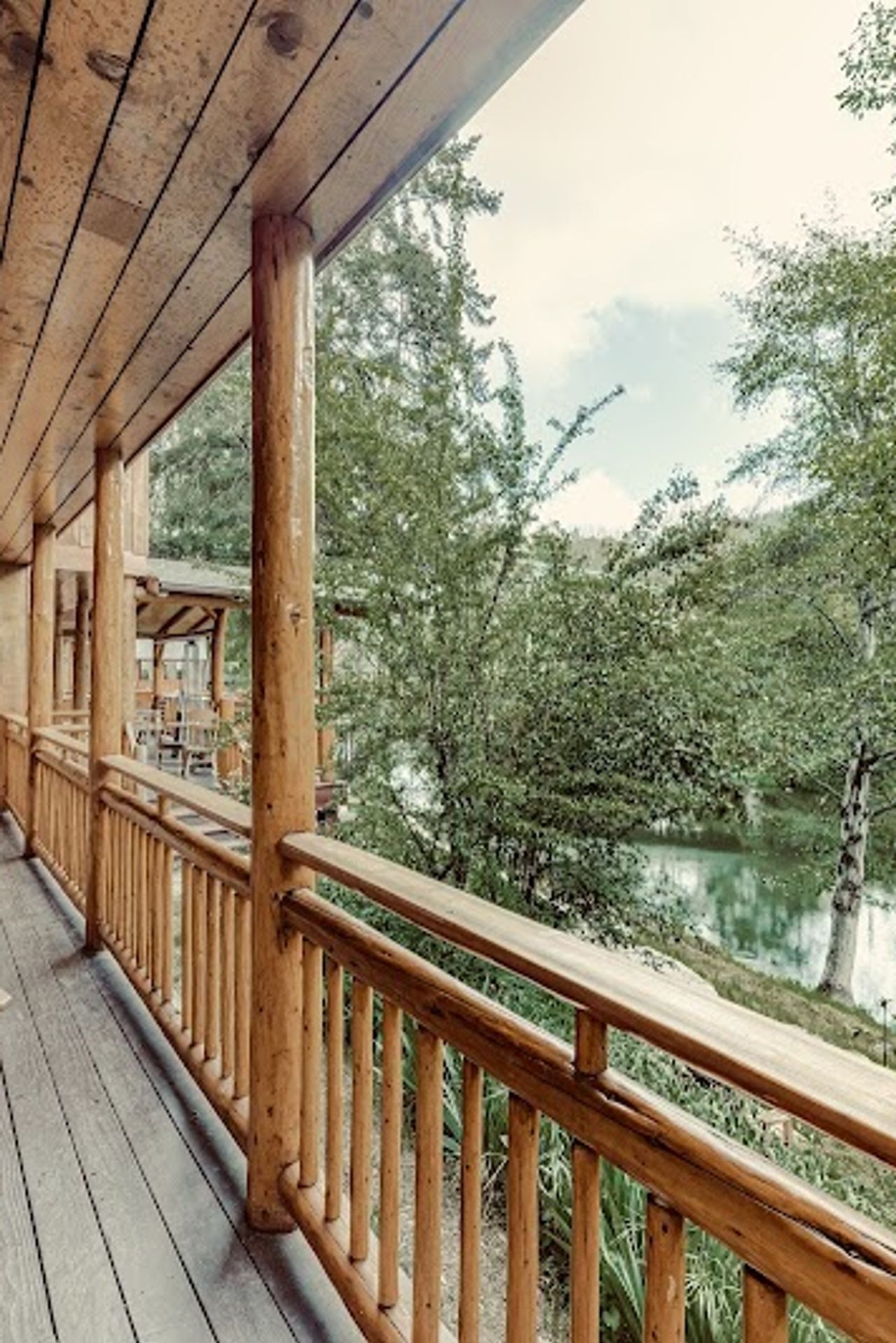 Photo of The Lindsay Lodge & Restaurant