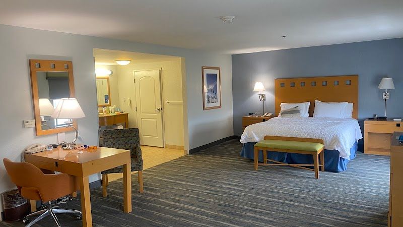 Photo of Hampton Inn & Suites Madera