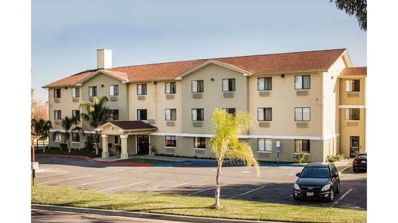 Photo of Super 8 by Wyndham Vacaville