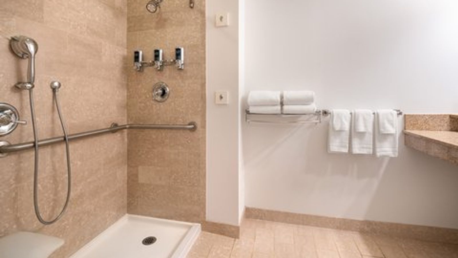 Photo of Four Points by Sheraton San Francisco Bay Bridge