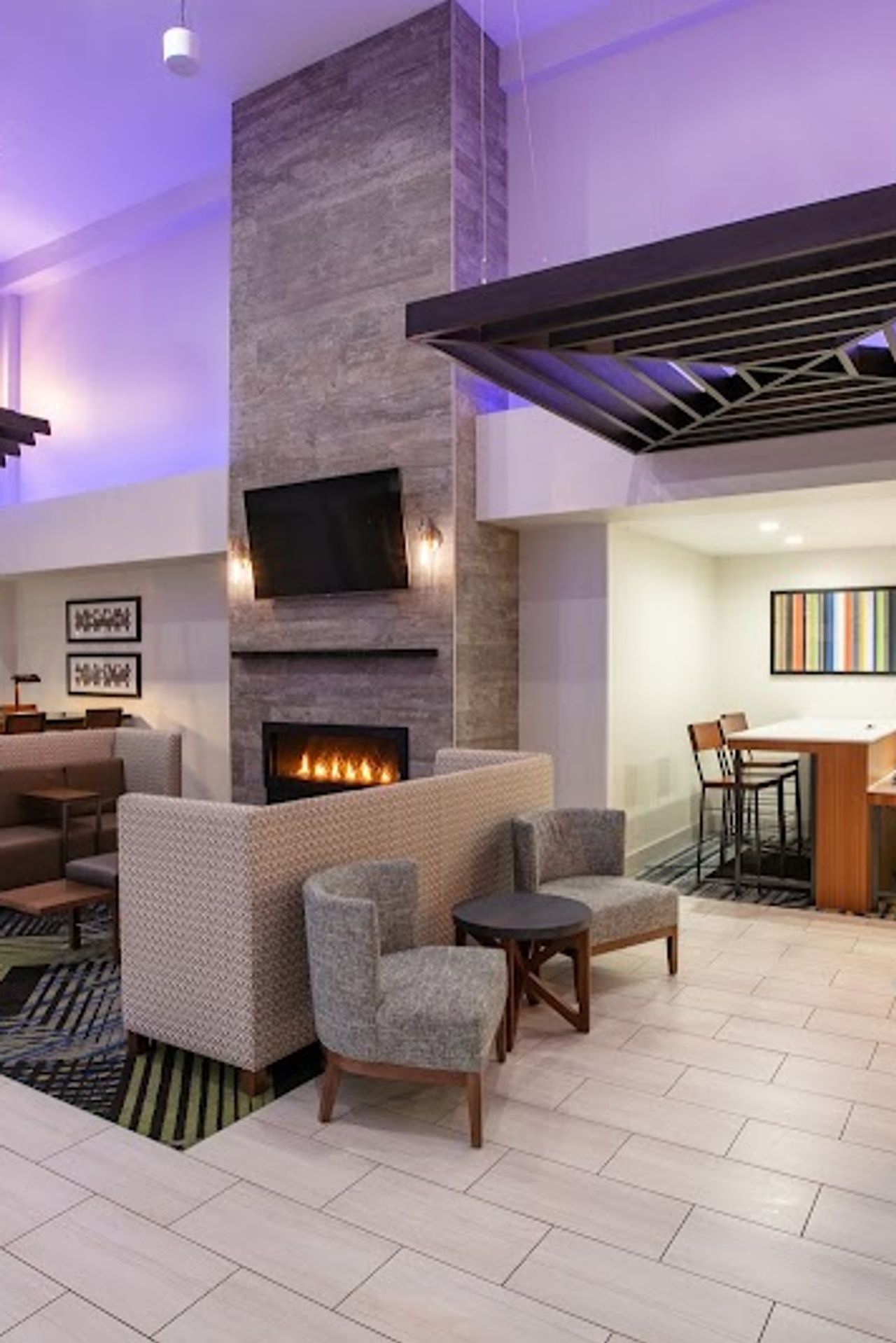Photo of Holiday Inn Express & Suites Seaside-Convention Center