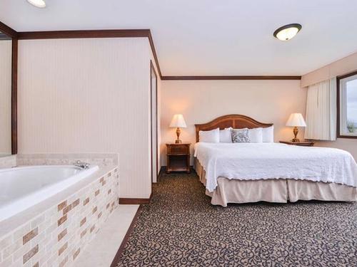 Photo of Best Western Edgewater Resort