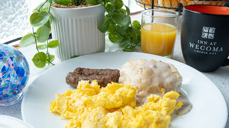 Photo of Inn at Wecoma - Complimentary breakfast