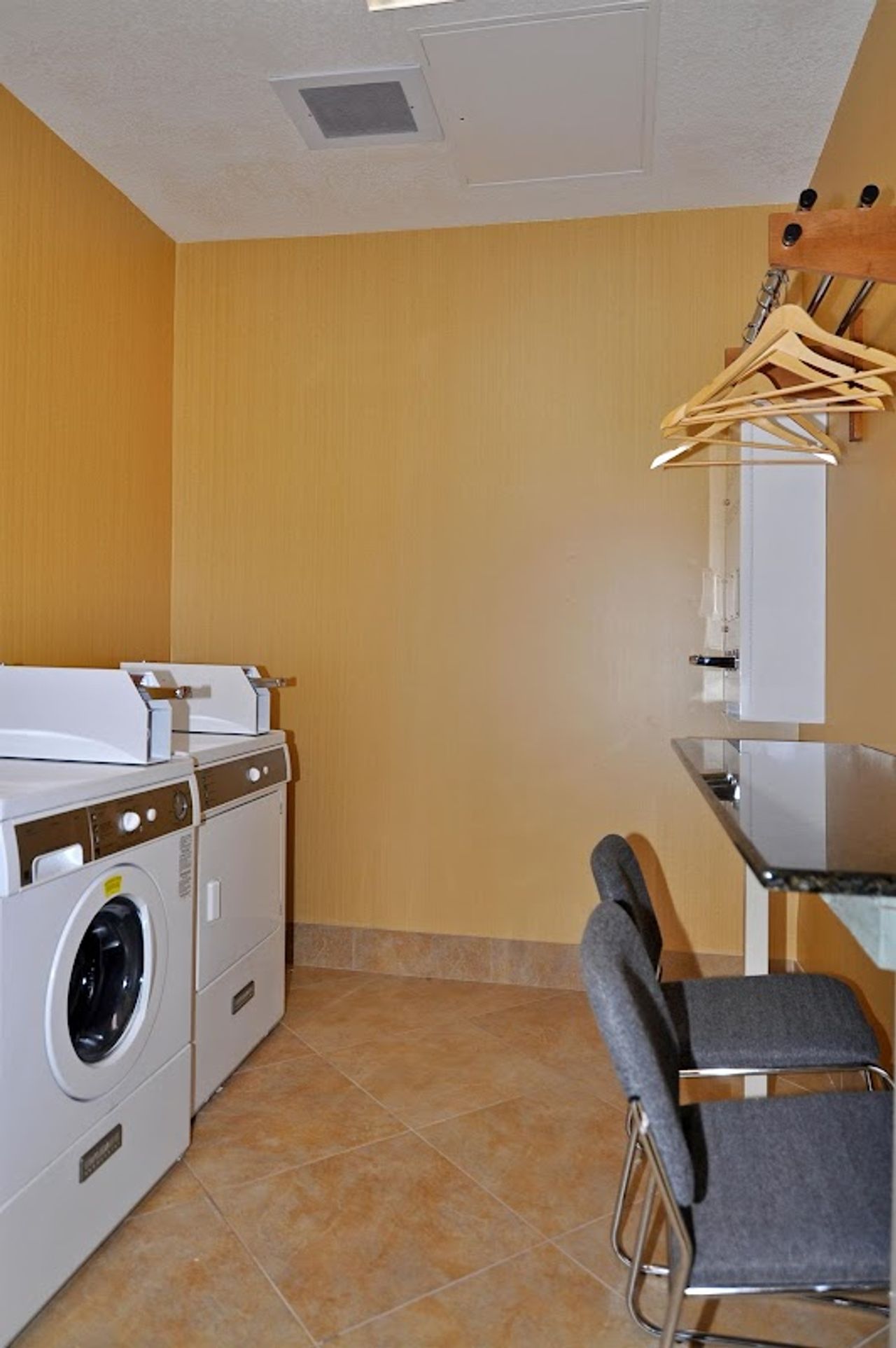 Photo of Best Western Plus Fresno Inn