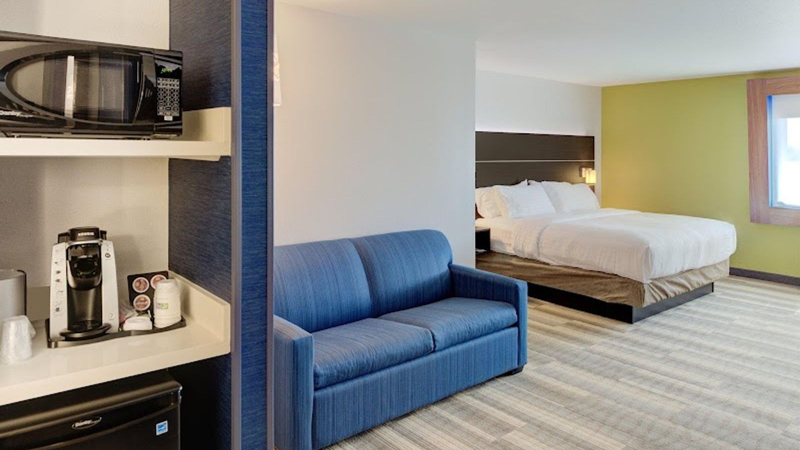 Photo of Holiday Inn Express Newberg - Wine Country, an IHG Hotel