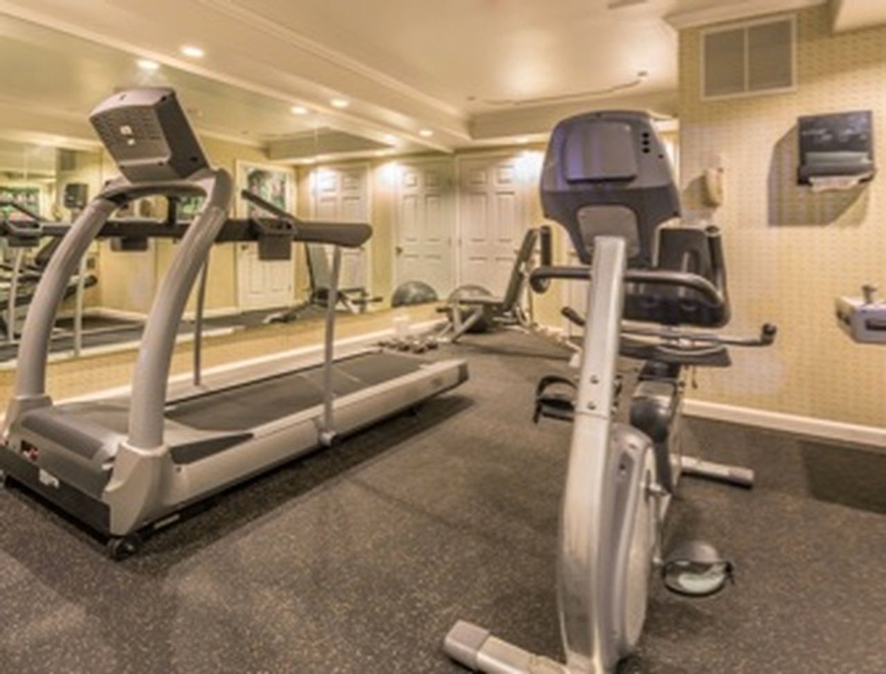 Photo of Ramada by Wyndham Mountain View