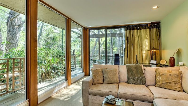 Photo of Ashland Creek Inn