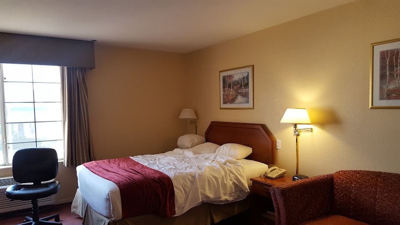 Photo of Ramada by Wyndham Fresno Northwest