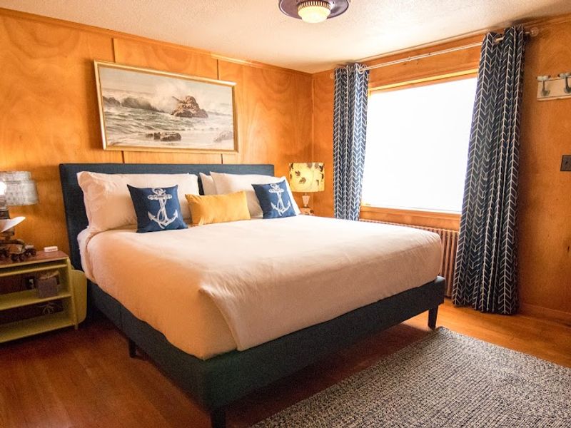 Photo of Anchor Inn Resort