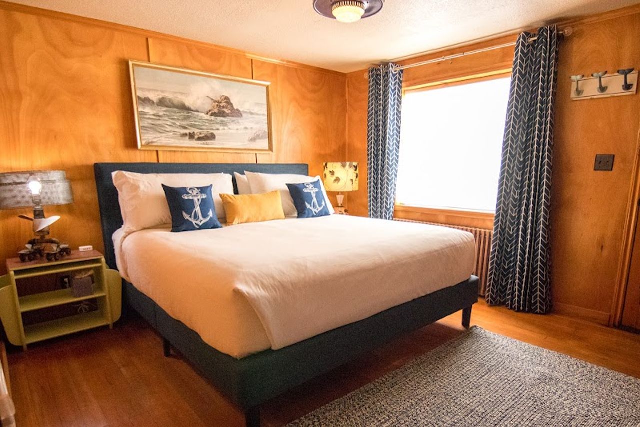 Photo of Anchor Inn Resort