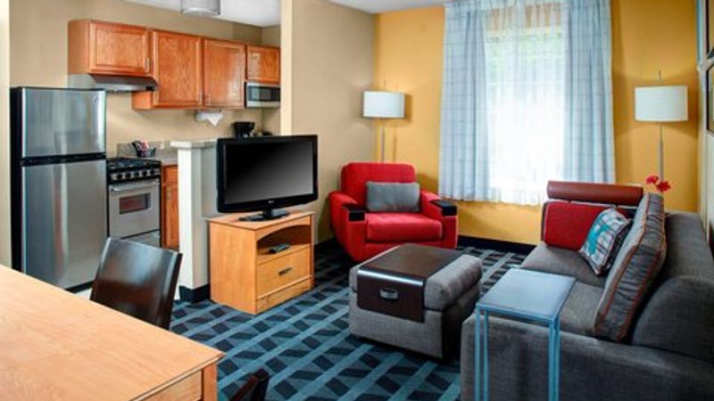 Photo of TownePlace Suites Fresno