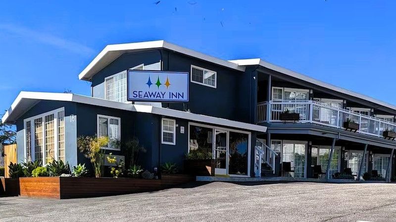 Seaway Inn