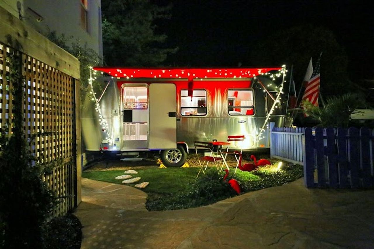 Photo of Metro Hotel & Cafe