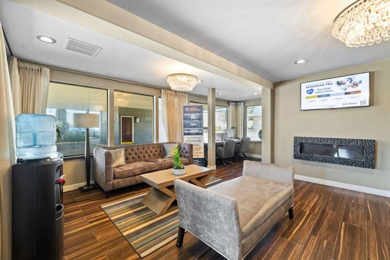 Photo of Best Western Petaluma Inn