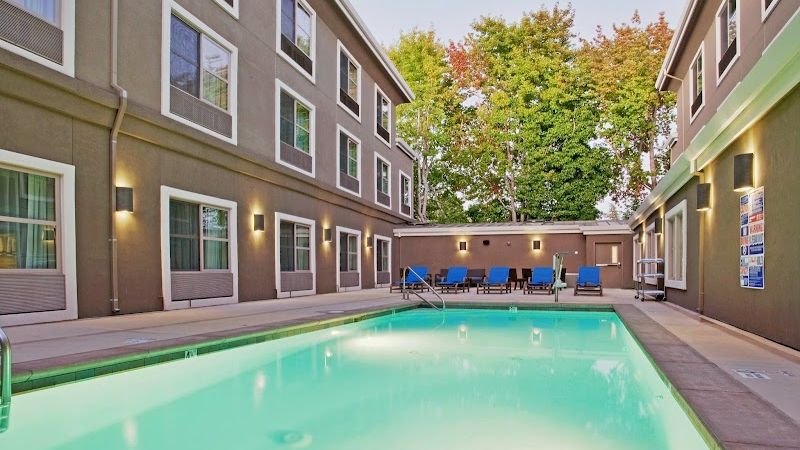 Photo of Holiday Inn Express & Suites Santa Cruz, an IHG Hotel