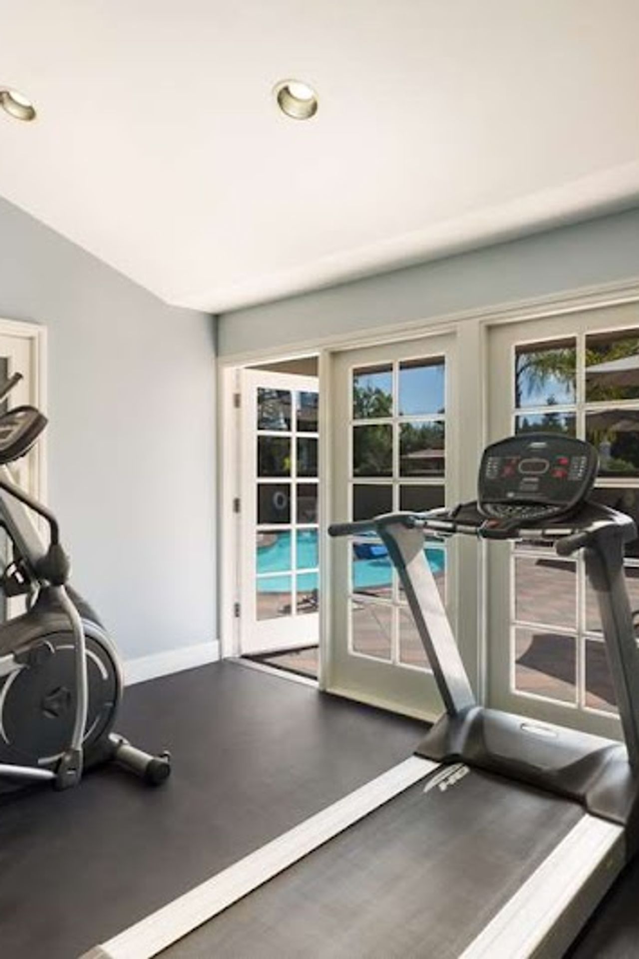 Photo of SureStay Plus by Best Western Mountain View