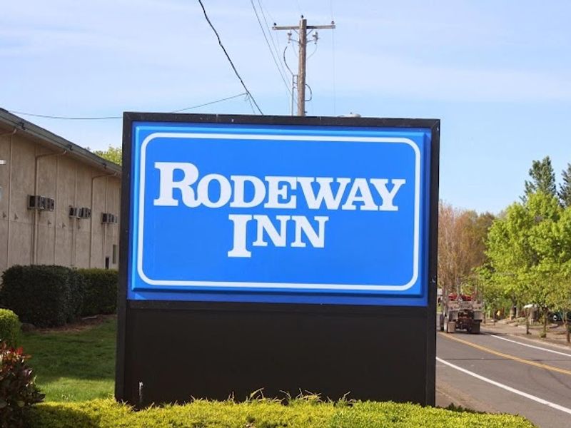 Photo of Rodeway Inn Albany