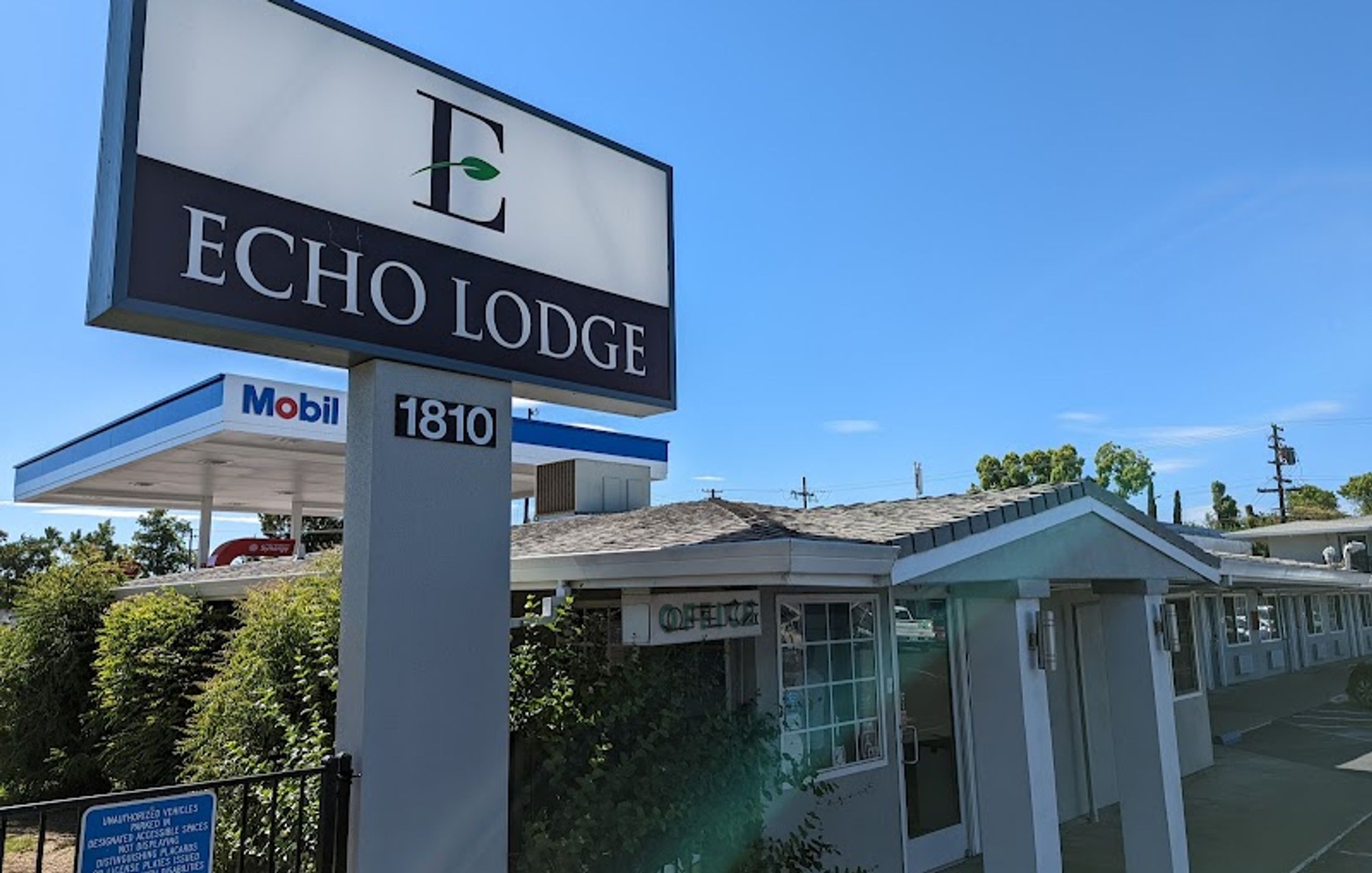 Echo Lodge - West Sacramento