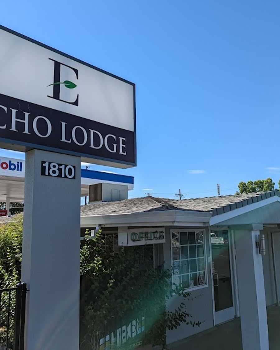 Echo Lodge - West Sacramento