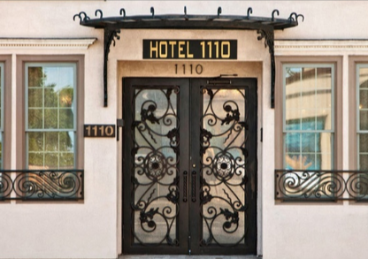 Hotel 1110