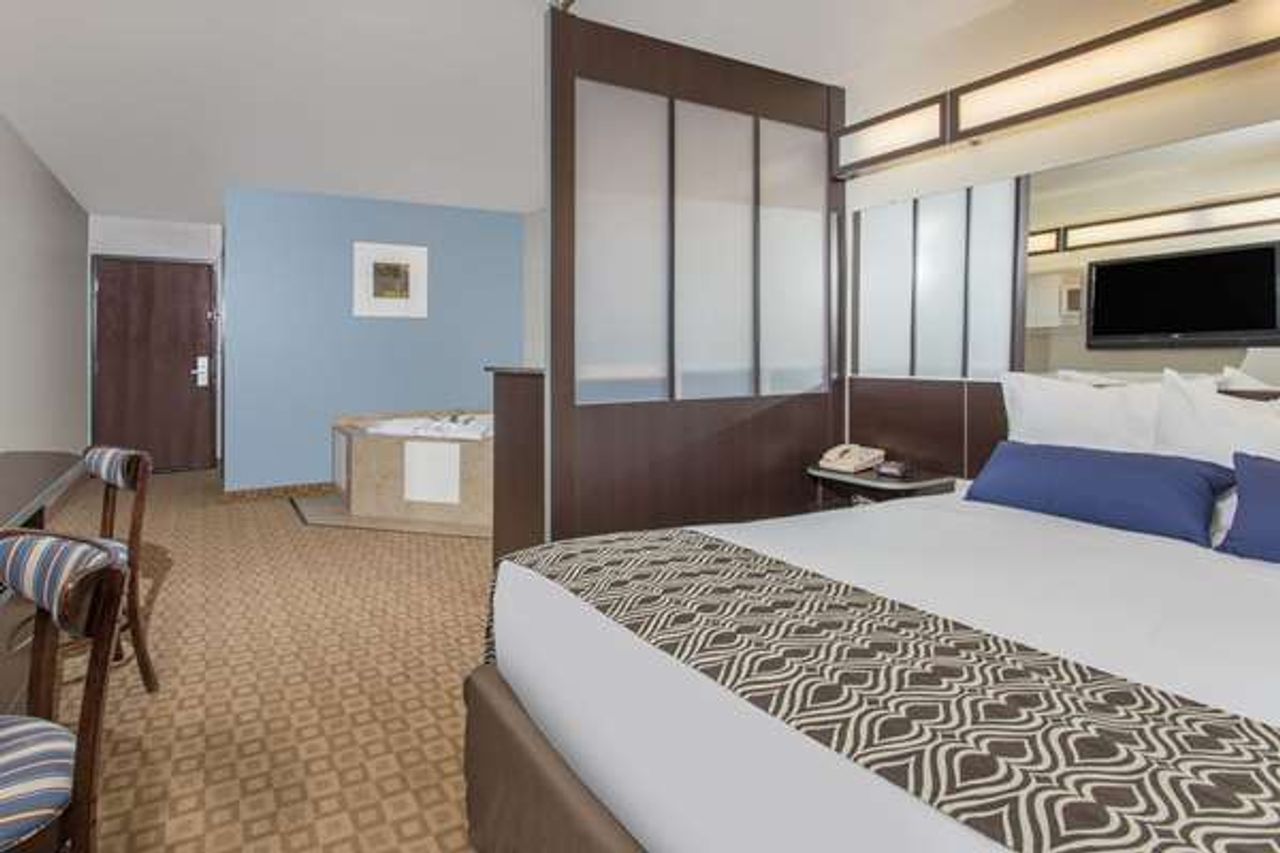 Photo of Microtel Inn & Suites by Wyndham Klamath Falls